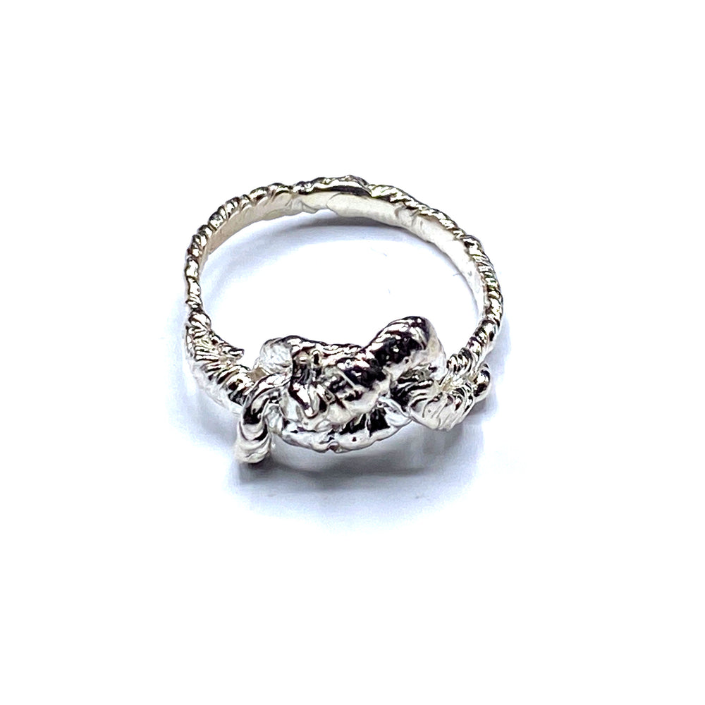 
            
                Charger l&amp;#39;image dans la galerie, Knot Small Ring
            
        